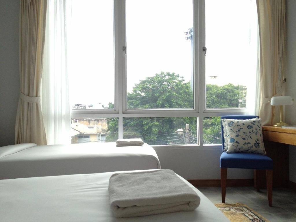 בנגקוק Baan Dinso Hostel@Ratchadamnoen חדר תמונה